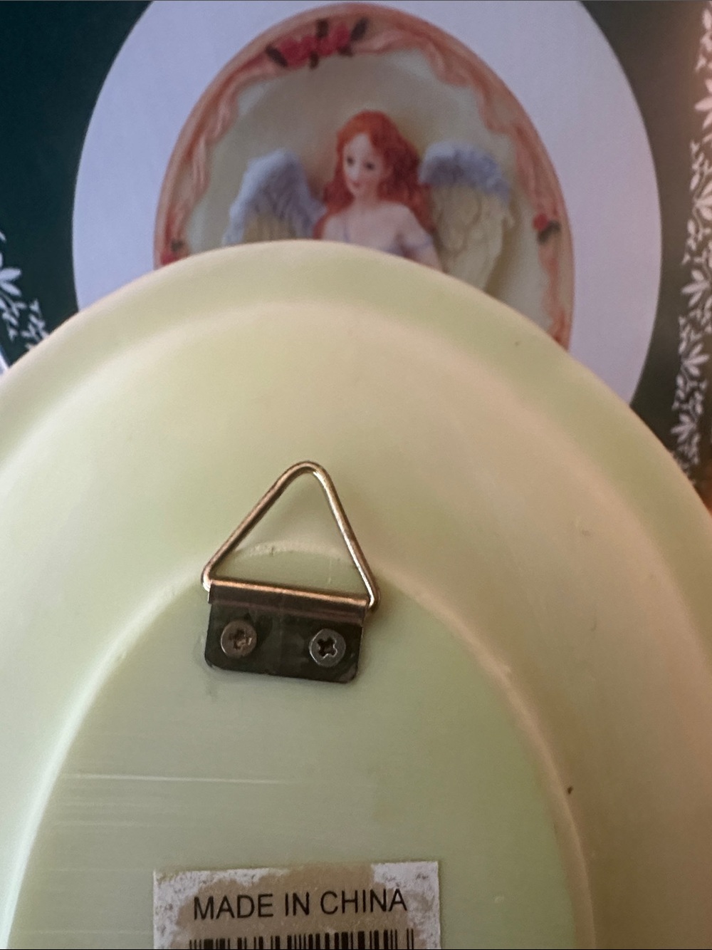 Handcrafted Angel  7 inch Plate with Red-Haired Angel doesn’t come with stand - Picture 6 of 6